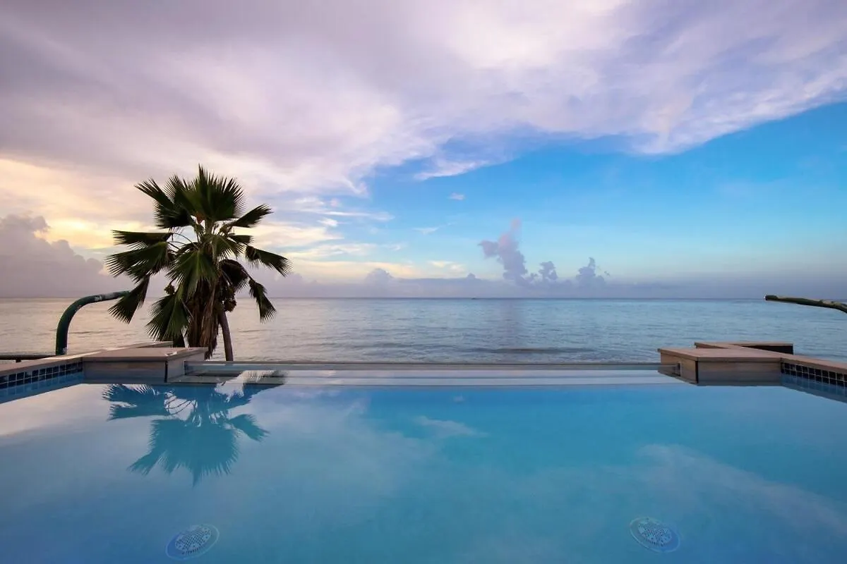 Casa Lux Oceanfront Villa Pool and Car Add Ons San Juan Feriehus